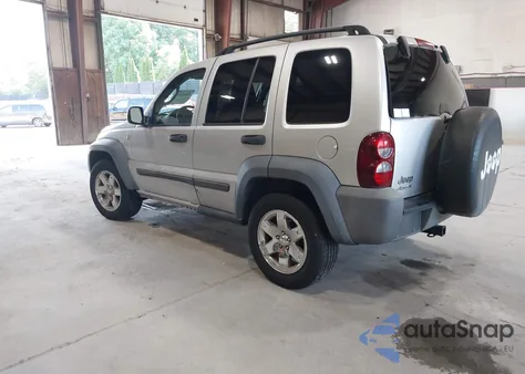 2007 Jeep Liberty Sport z USA, uszkodzony, nr VIN 1J4GL48K47W670655